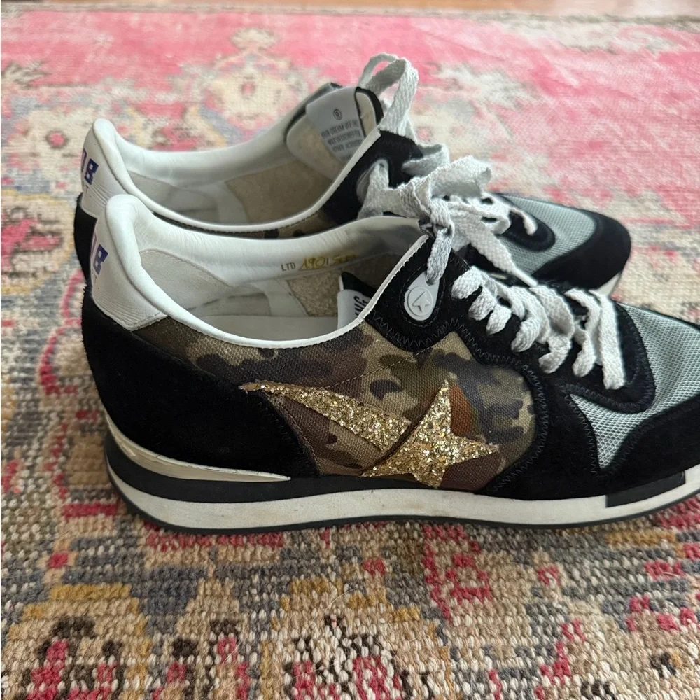 Golden Goose Camouflage, Black & Gold Star Running Sneakers - Picture 6 of 6